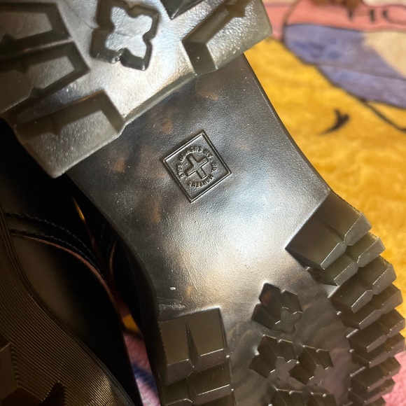 Dr Martens LEONA LO VINTAGE SMOOTH LEATHER HEELED SHOES SIZE 10 women’s - Picture 6 of 9